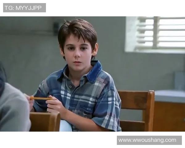 从小体弱多病却逆袭成足球巨星的励志人生故事